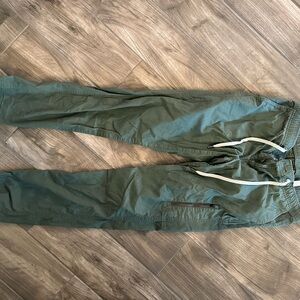 Vuori Green Sweatpants Lightweight Joggers